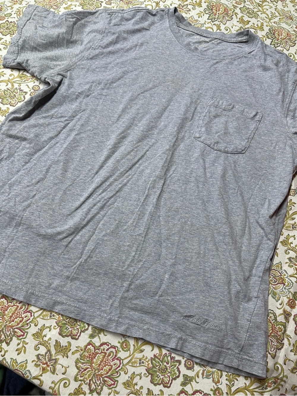 Eddie Bauer Heather Gray Short-Sleeve Pocket Tee